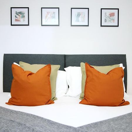 No 49 City Apartments, Perfect For Business And Leisure Stays, 10 Min Drive Into City Centre, Easy Access To Local Transport, 1Br And 2Br Available, Free Parking Cardiff Exterior photo