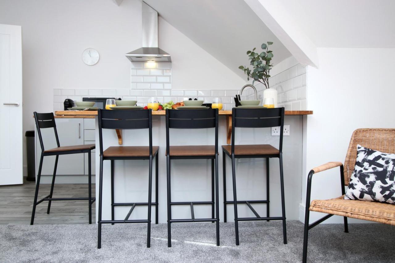 No 49 City Apartments, Perfect For Business And Leisure Stays, 10 Min Drive Into City Centre, Easy Access To Local Transport, 1Br And 2Br Available, Free Parking Cardiff Exterior photo