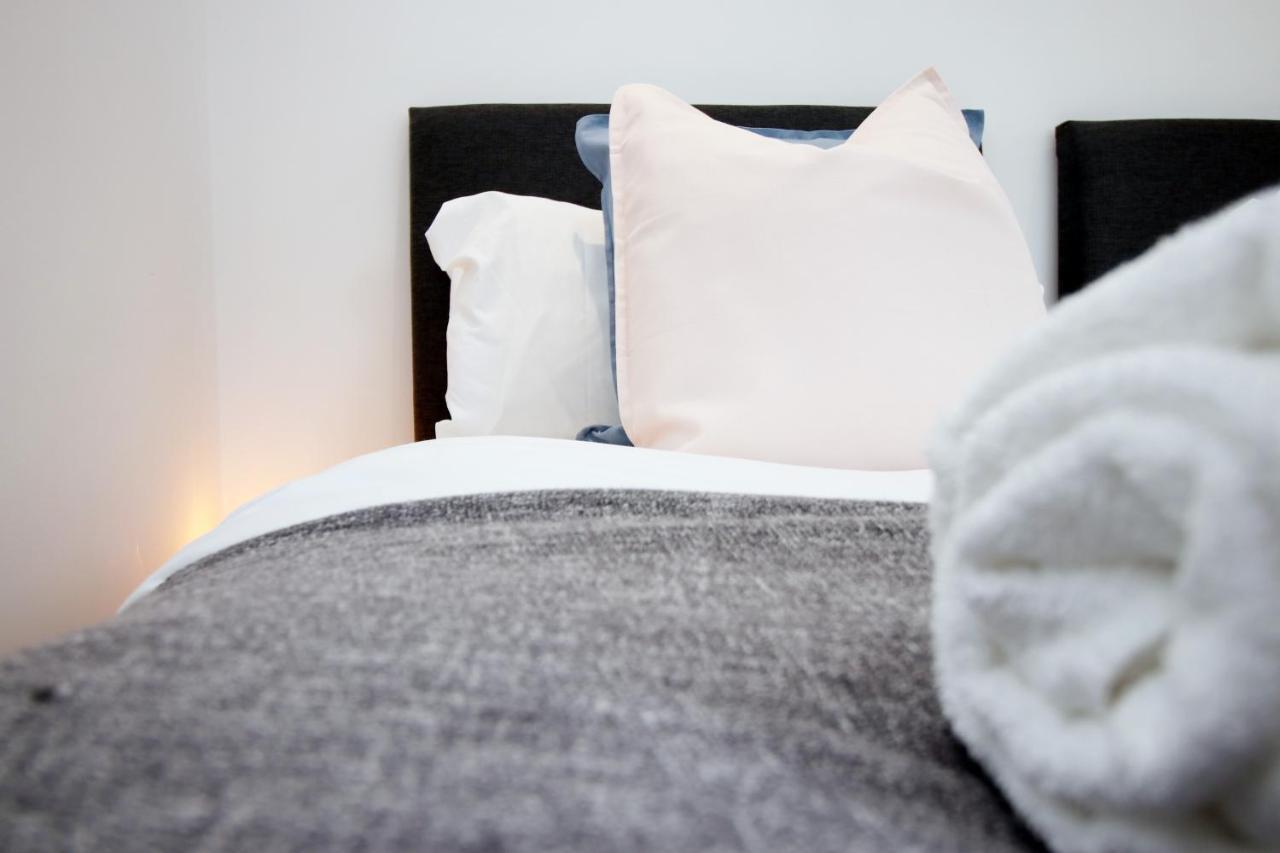 No 49 City Apartments, Perfect For Business And Leisure Stays, 10 Min Drive Into City Centre, Easy Access To Local Transport, 1Br And 2Br Available, Free Parking Cardiff Exterior photo