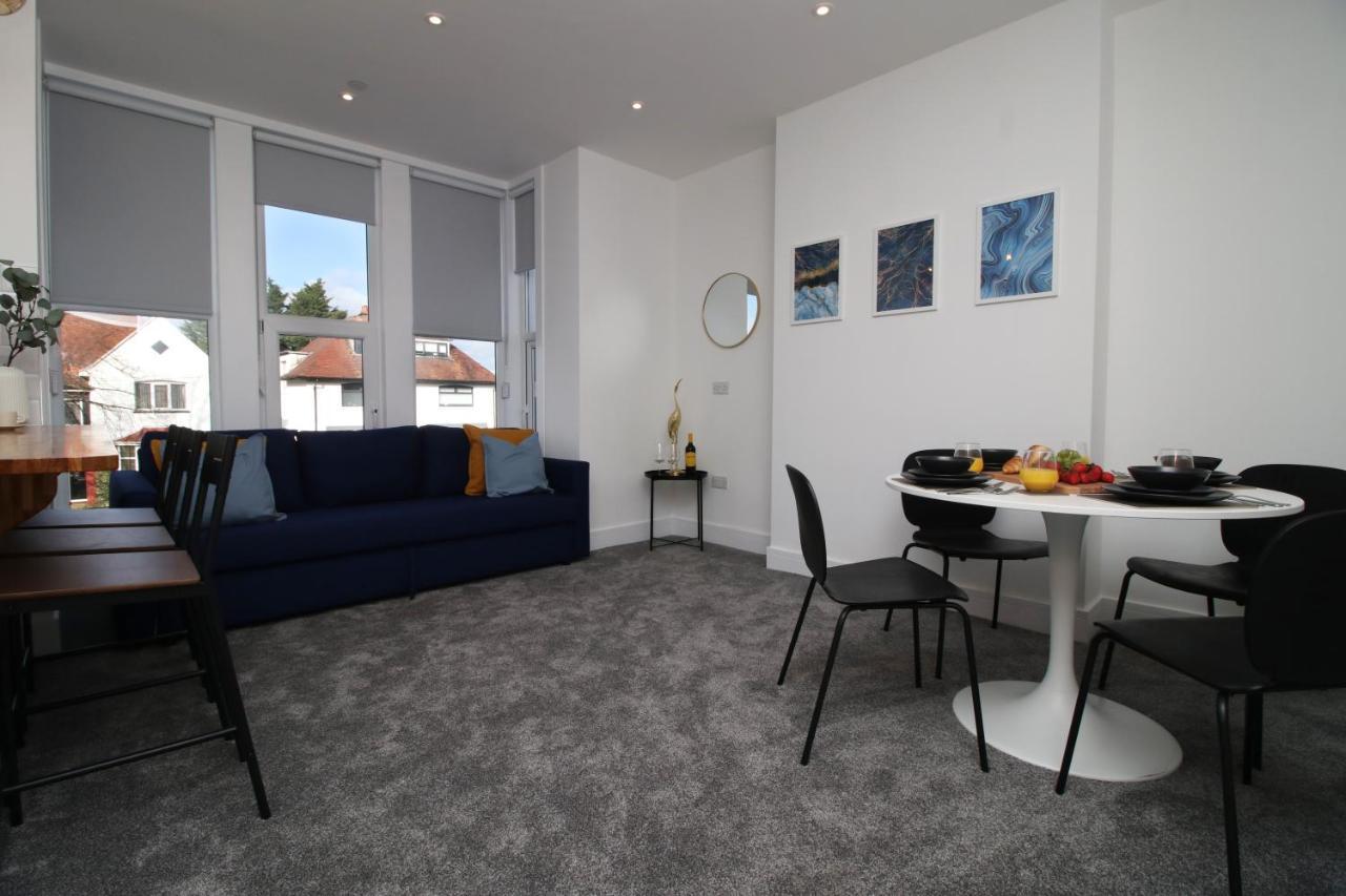 No 49 City Apartments, Perfect For Business And Leisure Stays, 10 Min Drive Into City Centre, Easy Access To Local Transport, 1Br And 2Br Available, Free Parking Cardiff Exterior photo