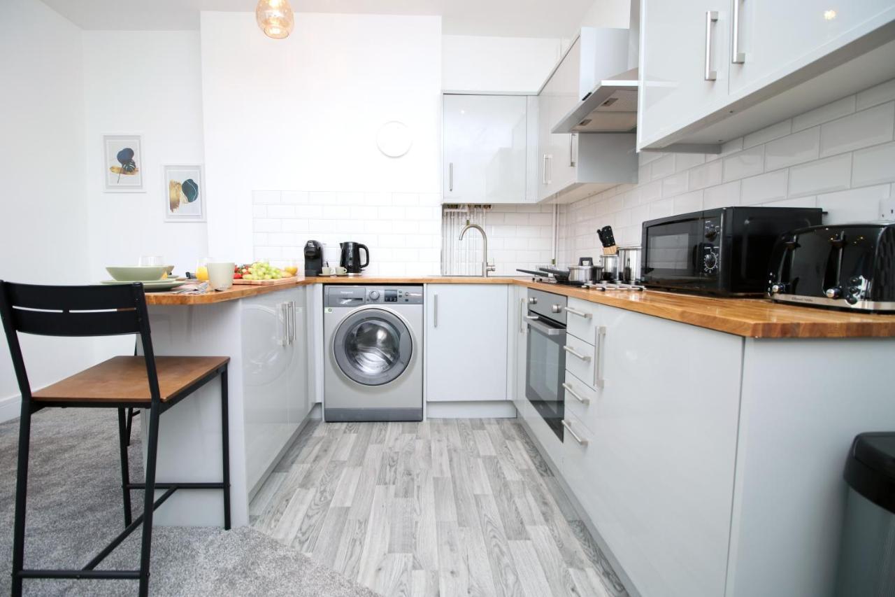 No 49 City Apartments, Perfect For Business And Leisure Stays, 10 Min Drive Into City Centre, Easy Access To Local Transport, 1Br And 2Br Available, Free Parking Cardiff Exterior photo