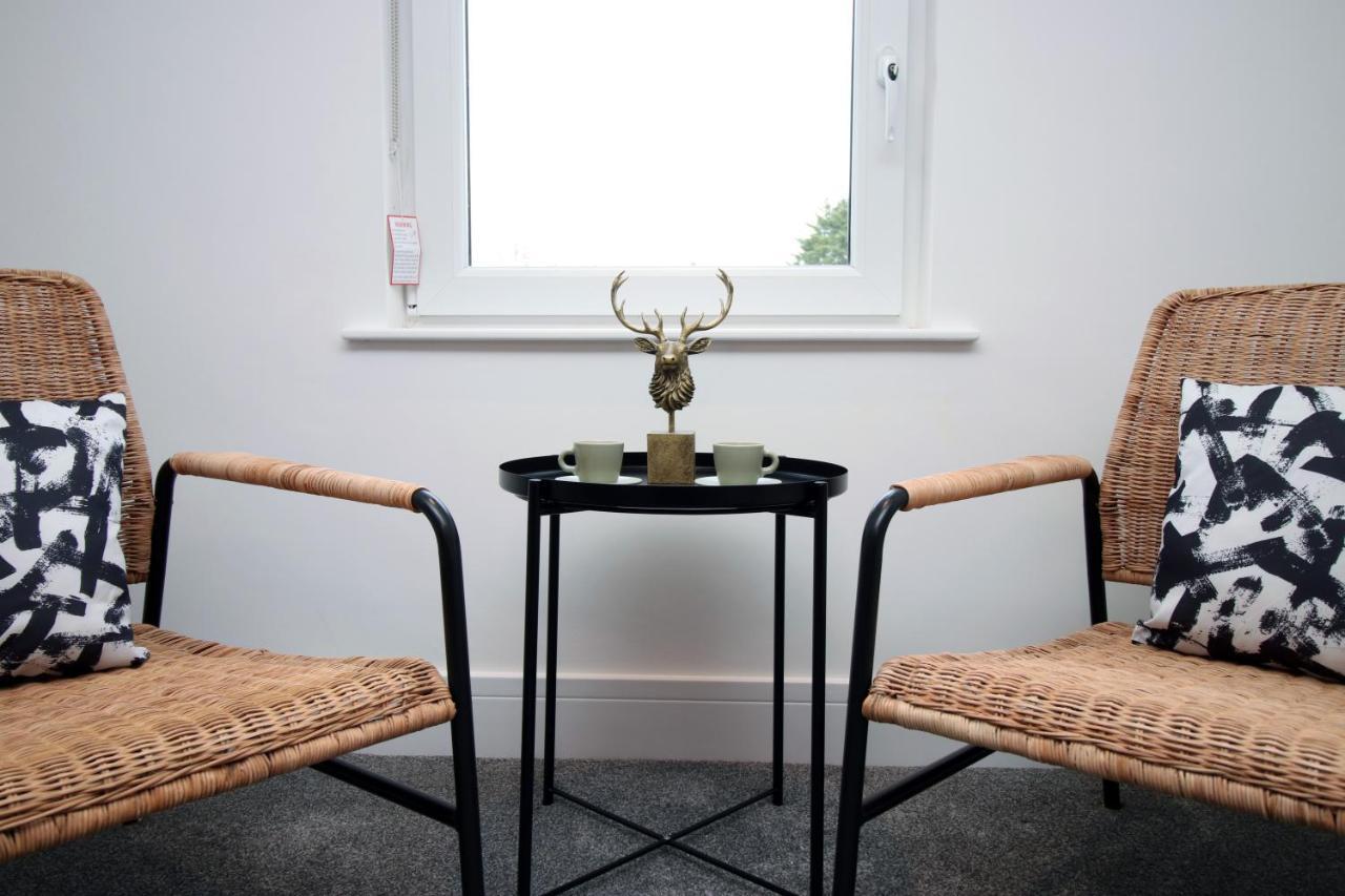 No 49 City Apartments, Perfect For Business And Leisure Stays, 10 Min Drive Into City Centre, Easy Access To Local Transport, 1Br And 2Br Available, Free Parking Cardiff Exterior photo