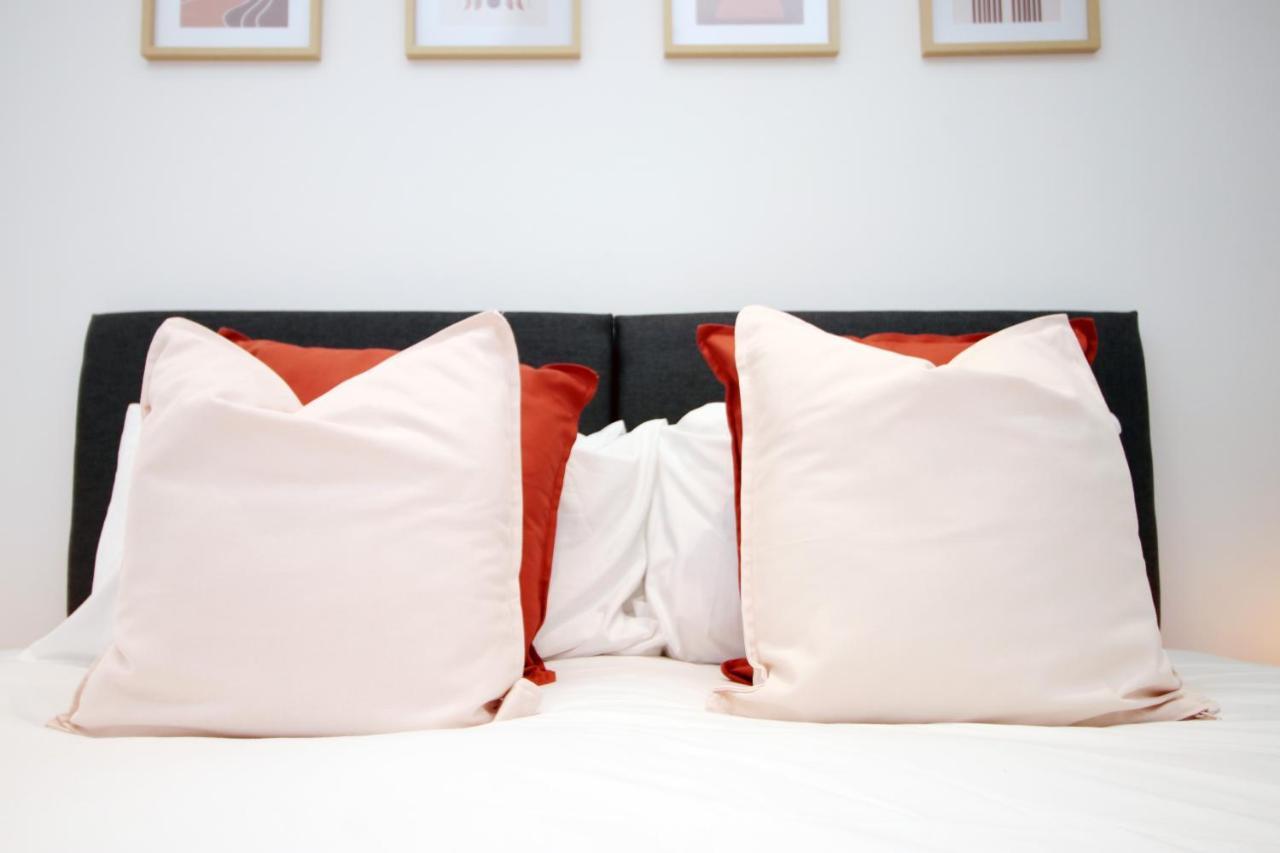 No 49 City Apartments, Perfect For Business And Leisure Stays, 10 Min Drive Into City Centre, Easy Access To Local Transport, 1Br And 2Br Available, Free Parking Cardiff Exterior photo