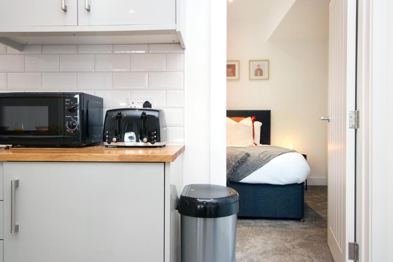 No 49 City Apartments, Perfect For Business And Leisure Stays, 10 Min Drive Into City Centre, Easy Access To Local Transport, 1Br And 2Br Available, Free Parking Cardiff Exterior photo