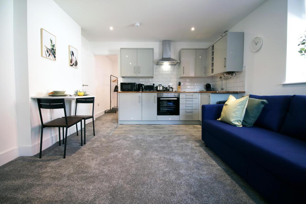 No 49 City Apartments, Perfect For Business And Leisure Stays, 10 Min Drive Into City Centre, Easy Access To Local Transport, 1Br And 2Br Available, Free Parking Cardiff Exterior photo