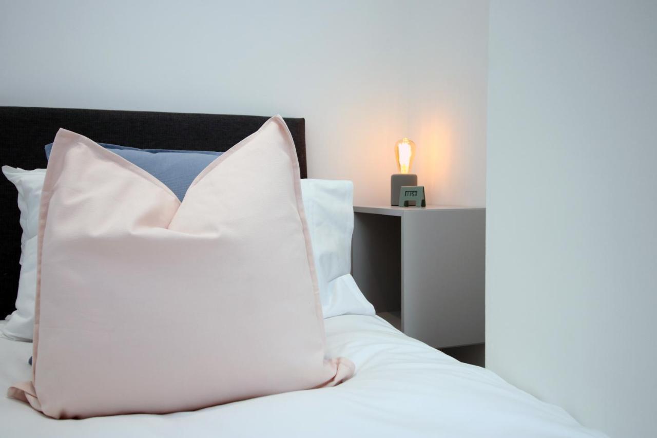 No 49 City Apartments, Perfect For Business And Leisure Stays, 10 Min Drive Into City Centre, Easy Access To Local Transport, 1Br And 2Br Available, Free Parking Cardiff Exterior photo