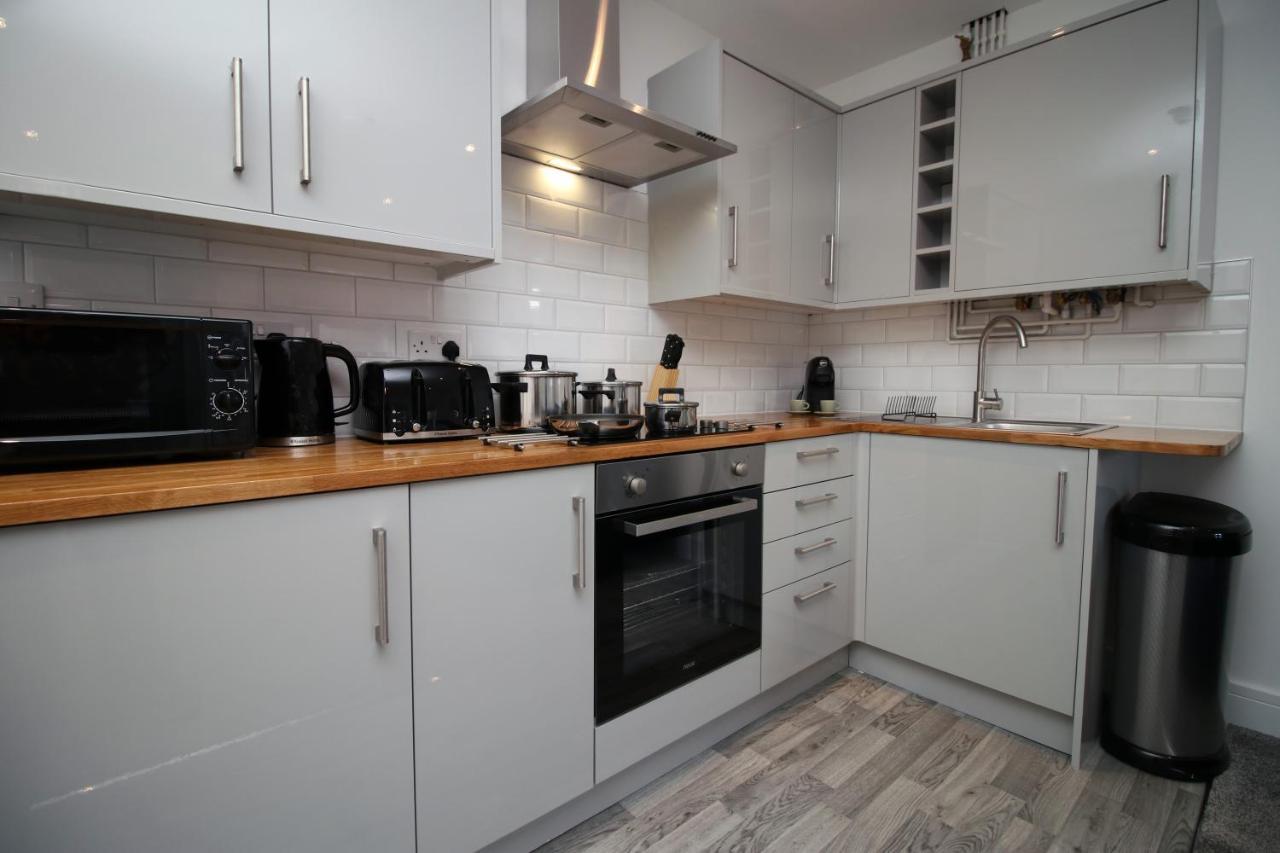 No 49 City Apartments, Perfect For Business And Leisure Stays, 10 Min Drive Into City Centre, Easy Access To Local Transport, 1Br And 2Br Available, Free Parking Cardiff Exterior photo