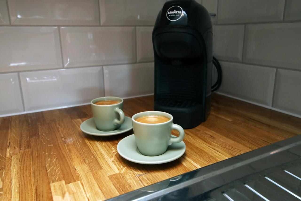 No 49 City Apartments, Perfect For Business And Leisure Stays, 10 Min Drive Into City Centre, Easy Access To Local Transport, 1Br And 2Br Available, Free Parking Cardiff Exterior photo