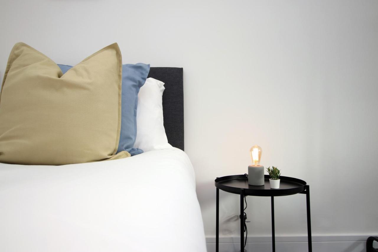 No 49 City Apartments, Perfect For Business And Leisure Stays, 10 Min Drive Into City Centre, Easy Access To Local Transport, 1Br And 2Br Available, Free Parking Cardiff Exterior photo